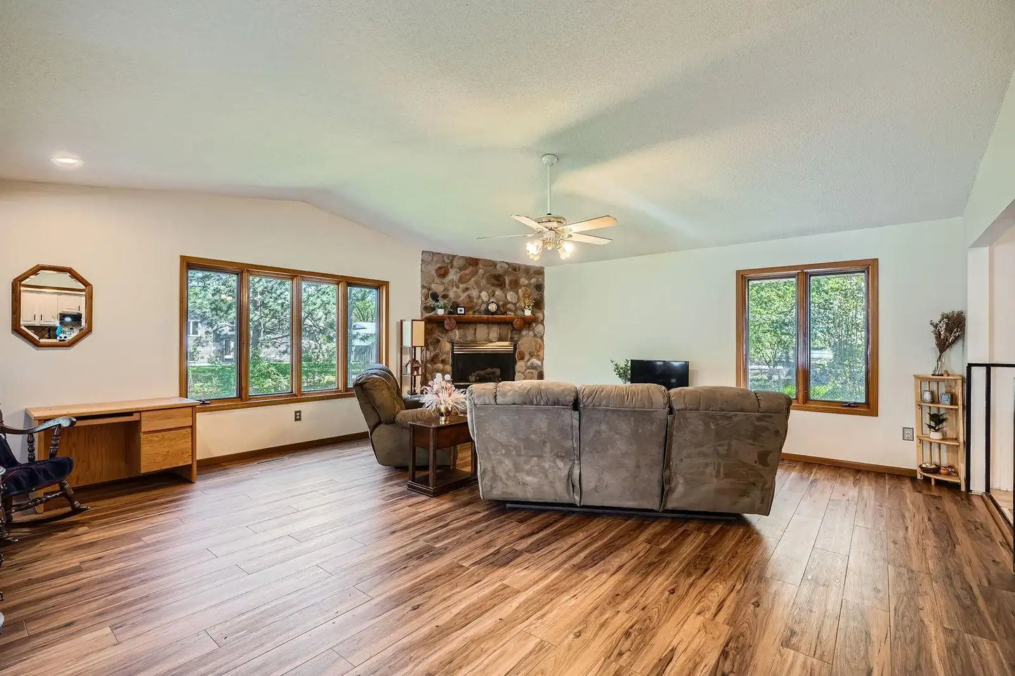 239 Hawes Avenue, Shoreview, MN 55126