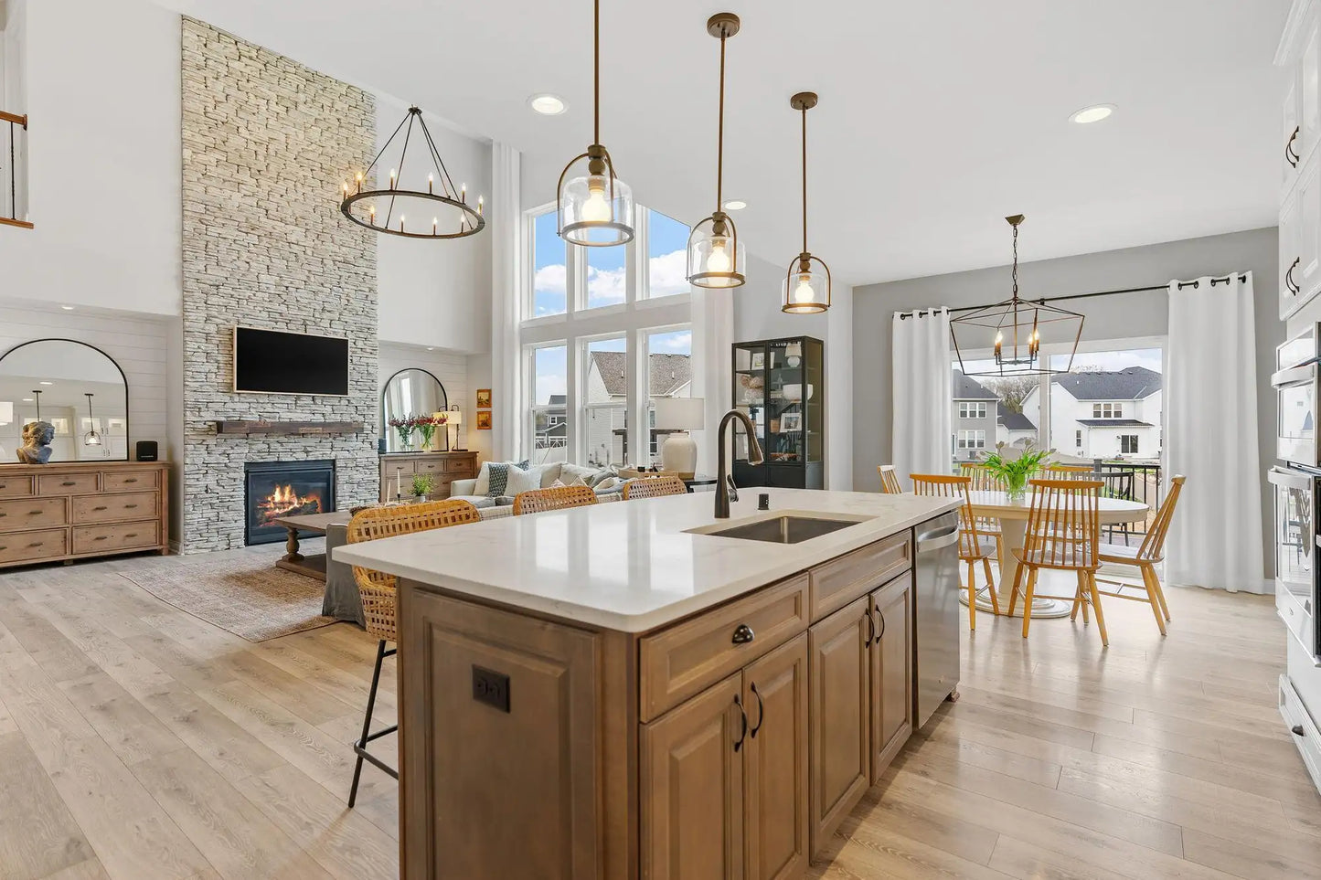 14275 Meadowlawn Trail, Prior Lake, MN 55372