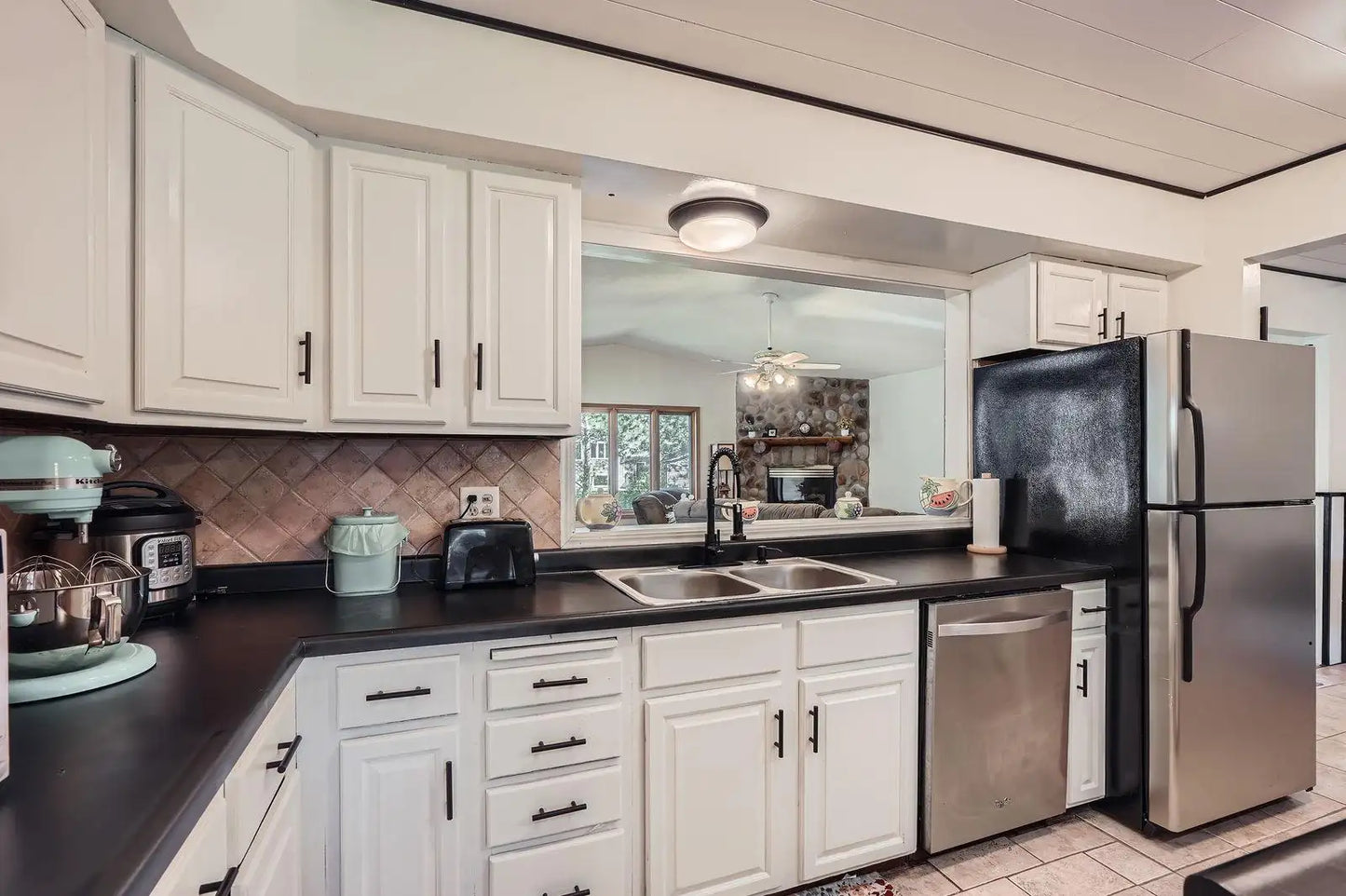 239 Hawes Avenue, Shoreview, MN 55126