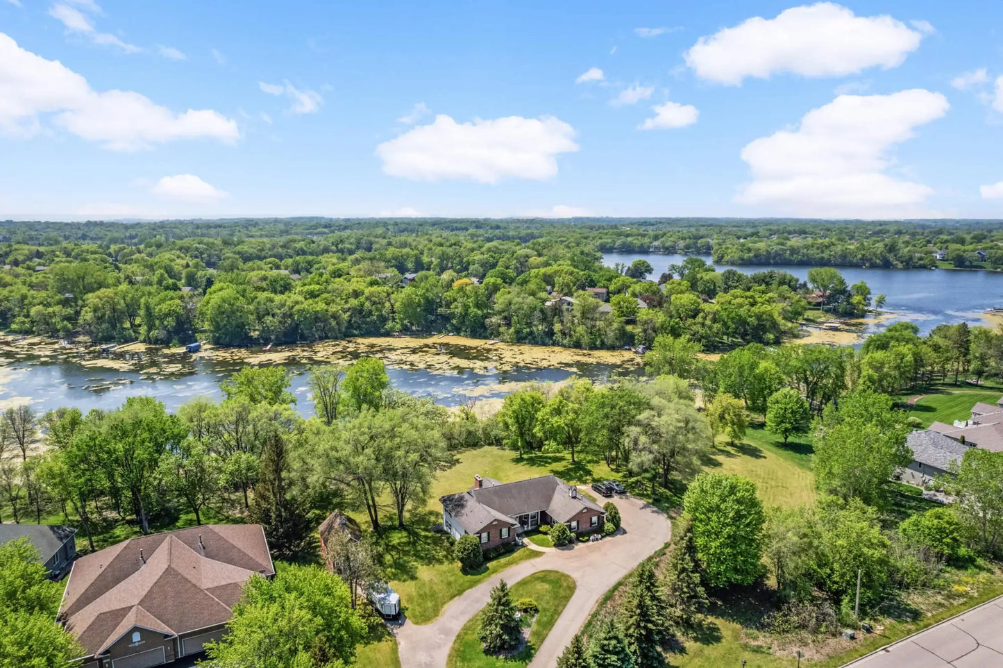 16865 Terrey Pine Dr , Eden Prairie, MN 55347