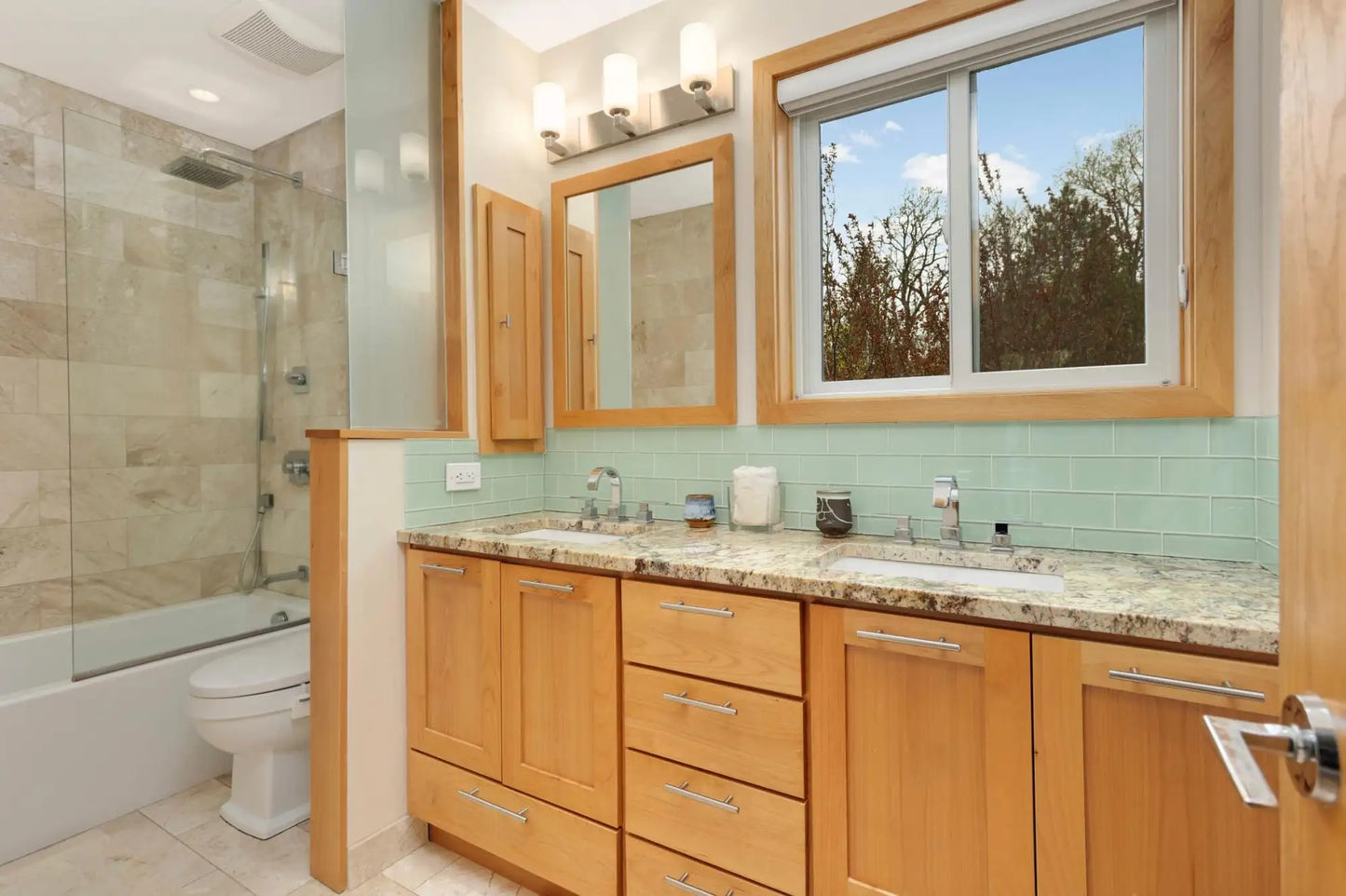 1809 Essex Road, Minnetonka, MN 55305
