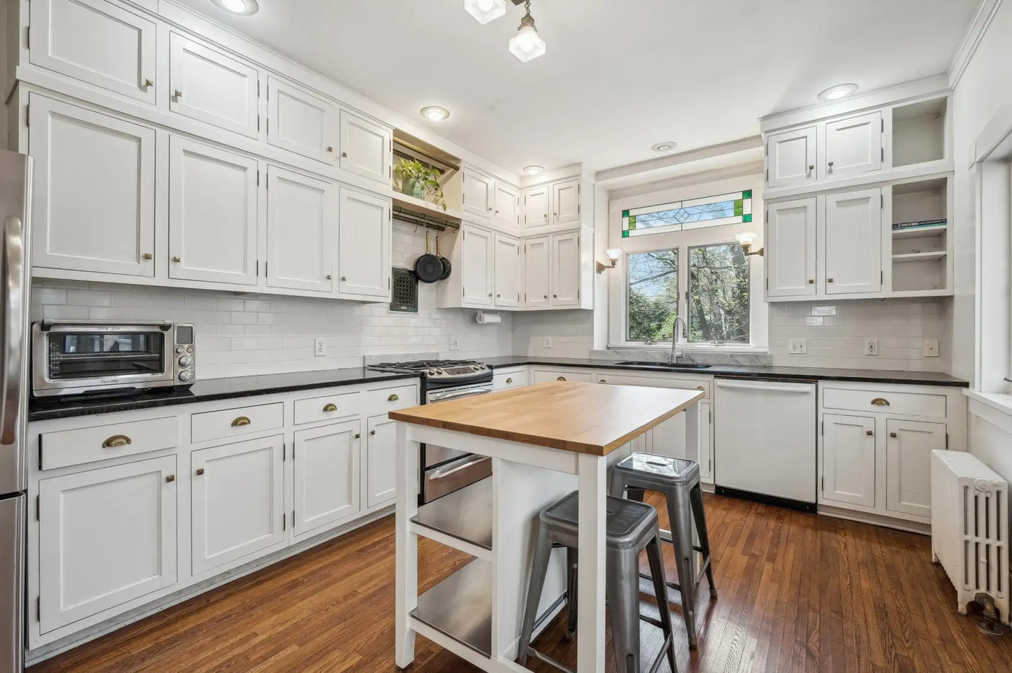 1919 49th Street, Minneapolis, MN 55419