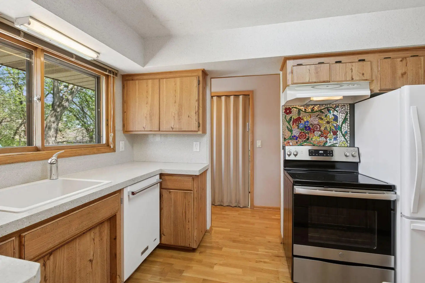 5212 Colonial Drive, Golden Valley, MN 55416