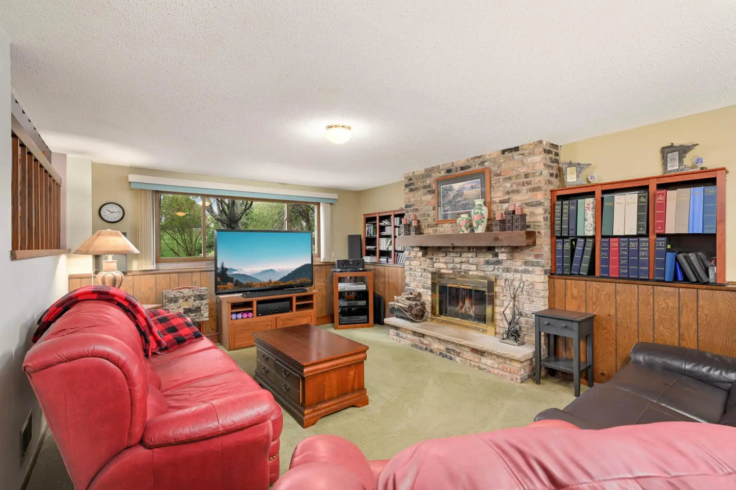 8224 Kingslee Road, Bloomington, MN 55438