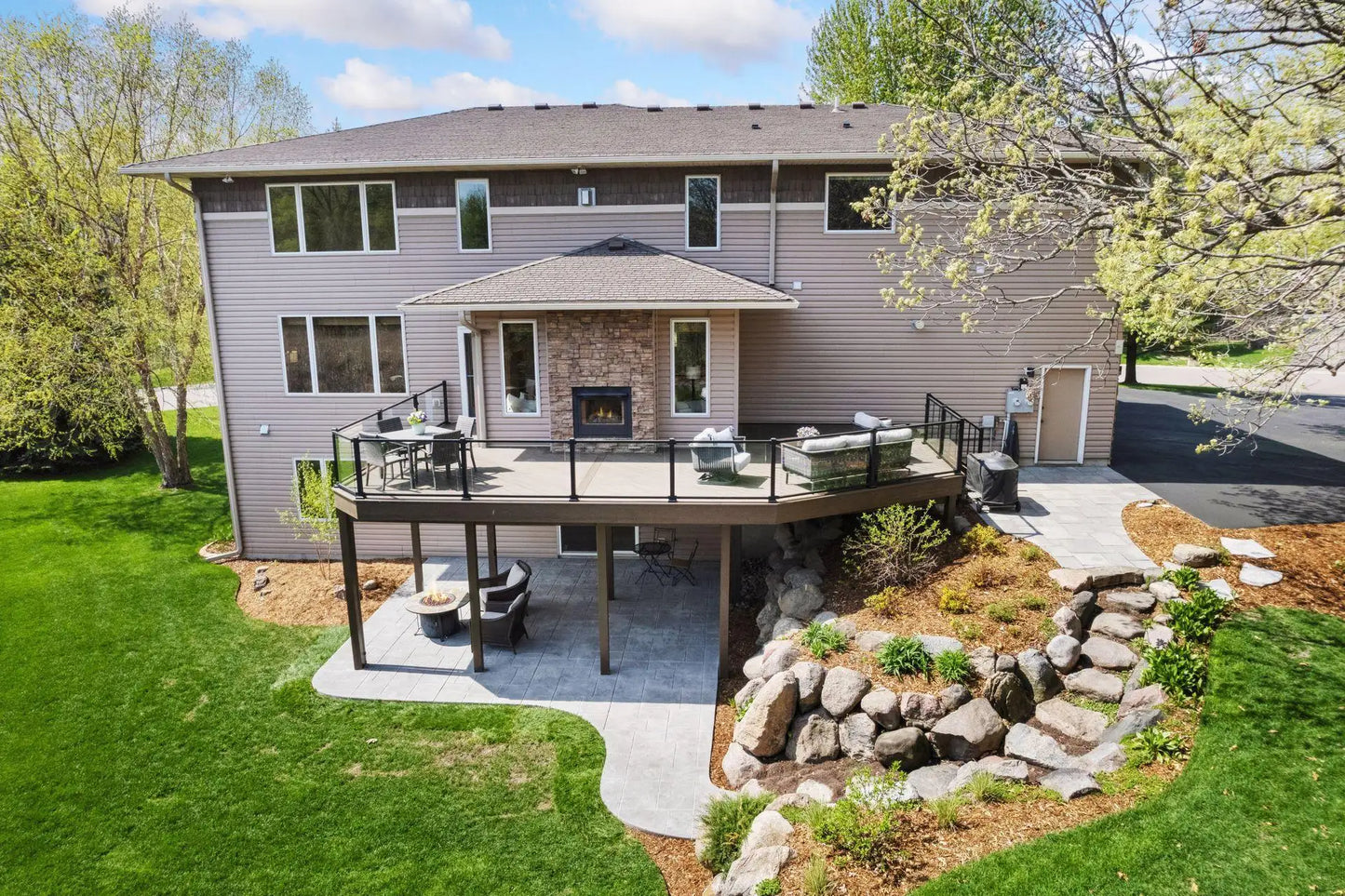 18898 Kabot Cove Lane , Lakeville, MN 55044