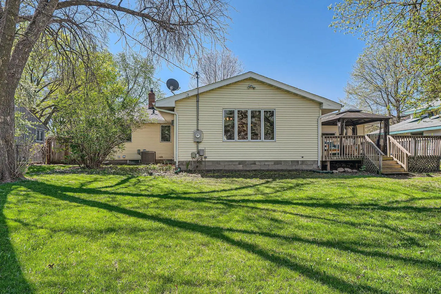 239 Hawes Avenue, Shoreview, MN 55126