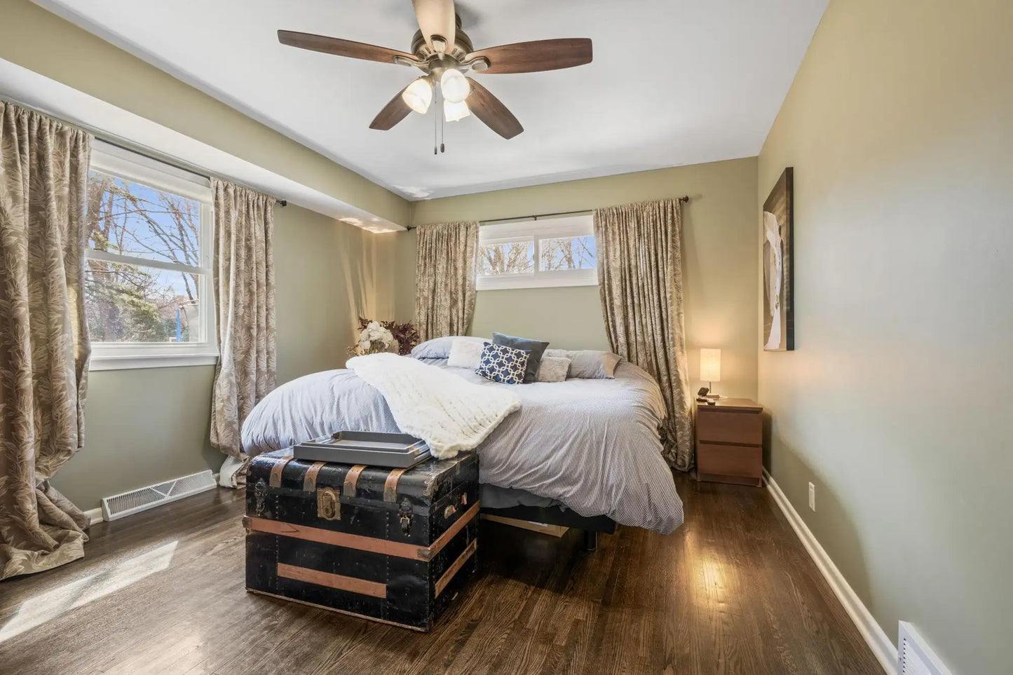 4113 Monterey Avenue, Edina, MN 55416