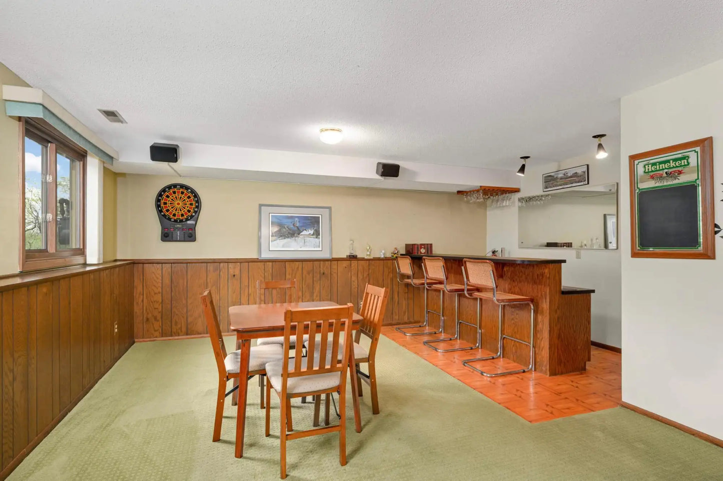 8224 Kingslee Road, Bloomington, MN 55438