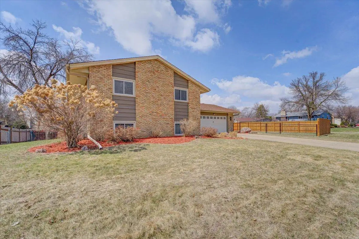 7741 Hampshire Avenue, Brooklyn Park, MN 55445