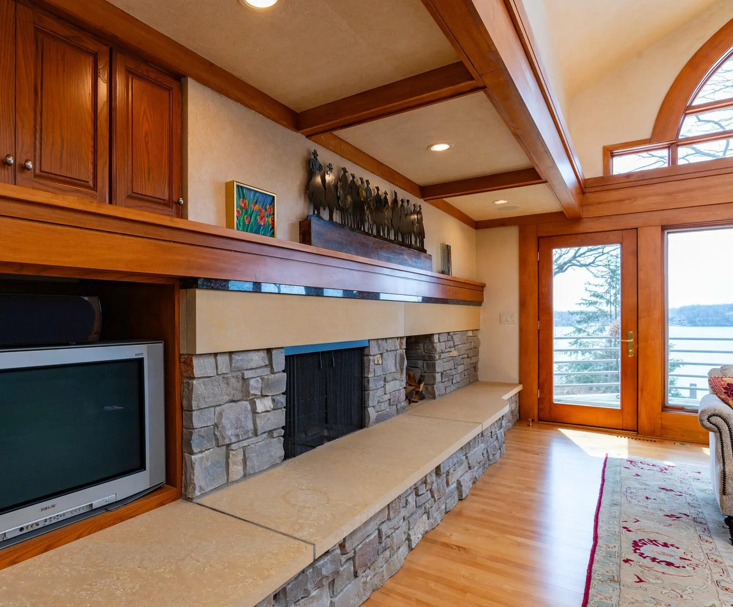9002 Riley Lake Road, Eden Prairie, MN 55347