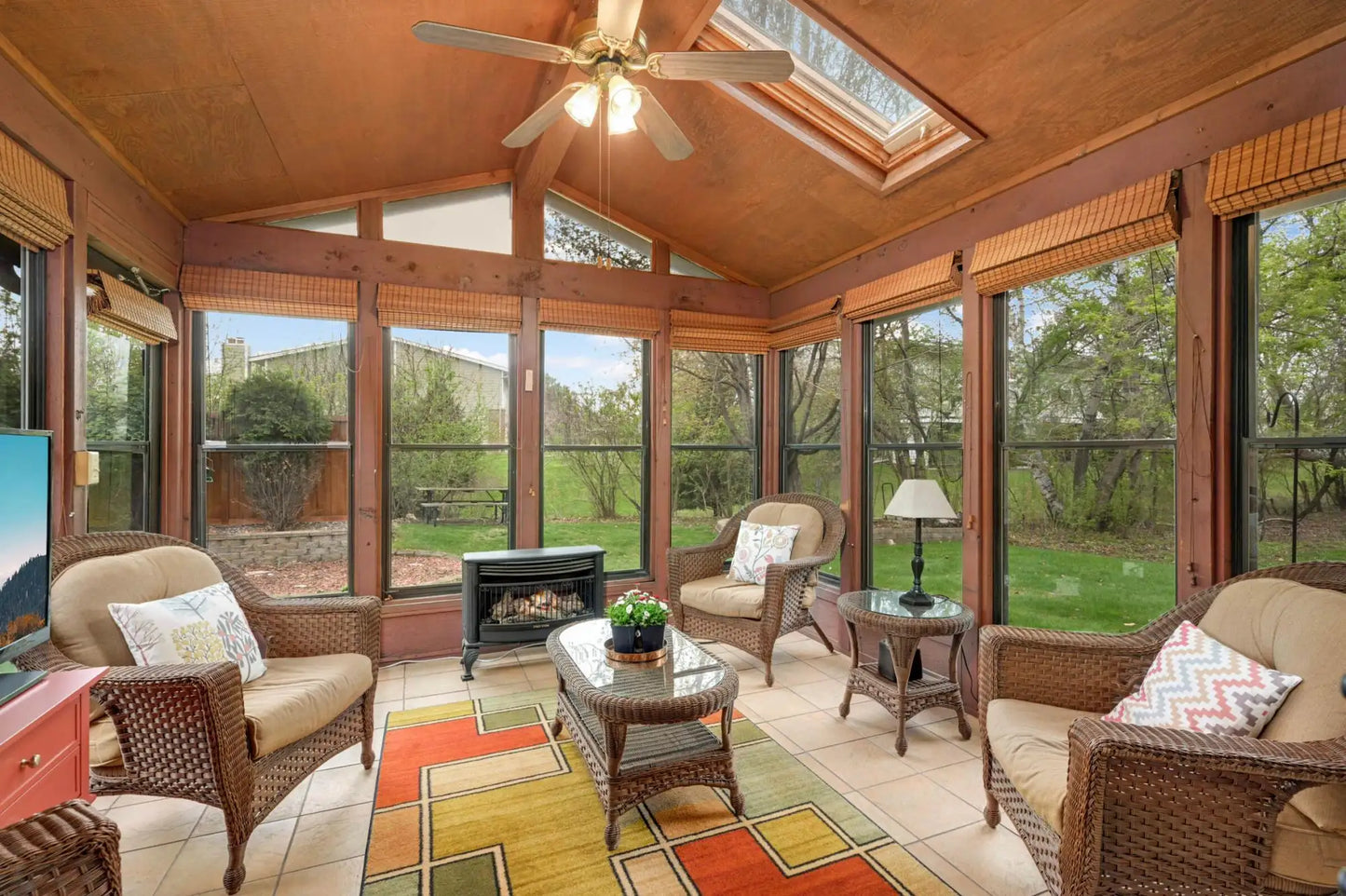 8224 Kingslee Road, Bloomington, MN 55438