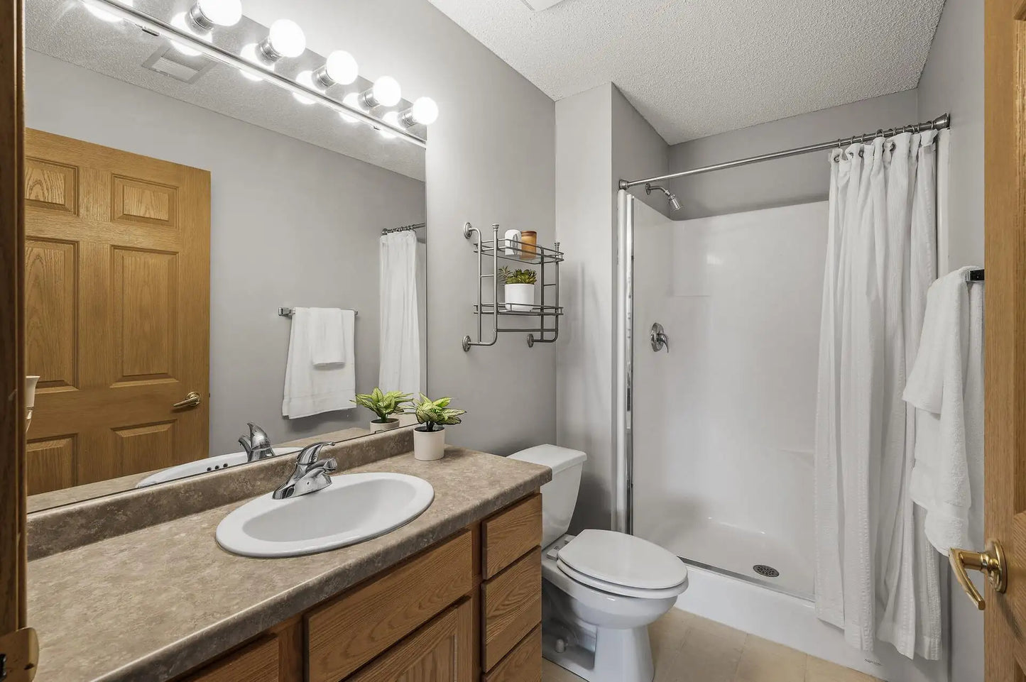 875 Bahls Drive, Hastings, MN 55033