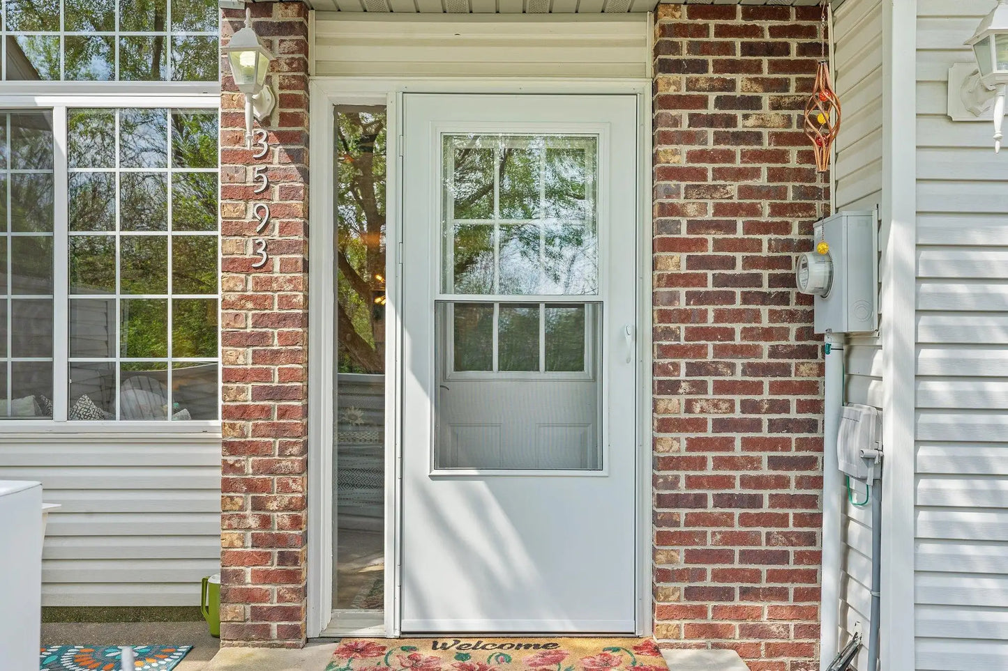 3593 Genevieve Avenue, Oakdale, MN 55128