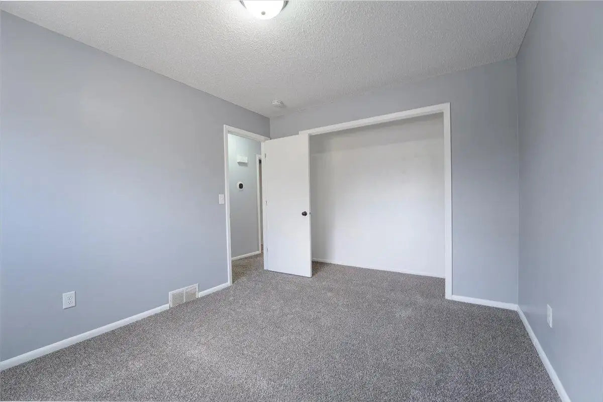 7741 Hampshire Avenue, Brooklyn Park, MN 55445