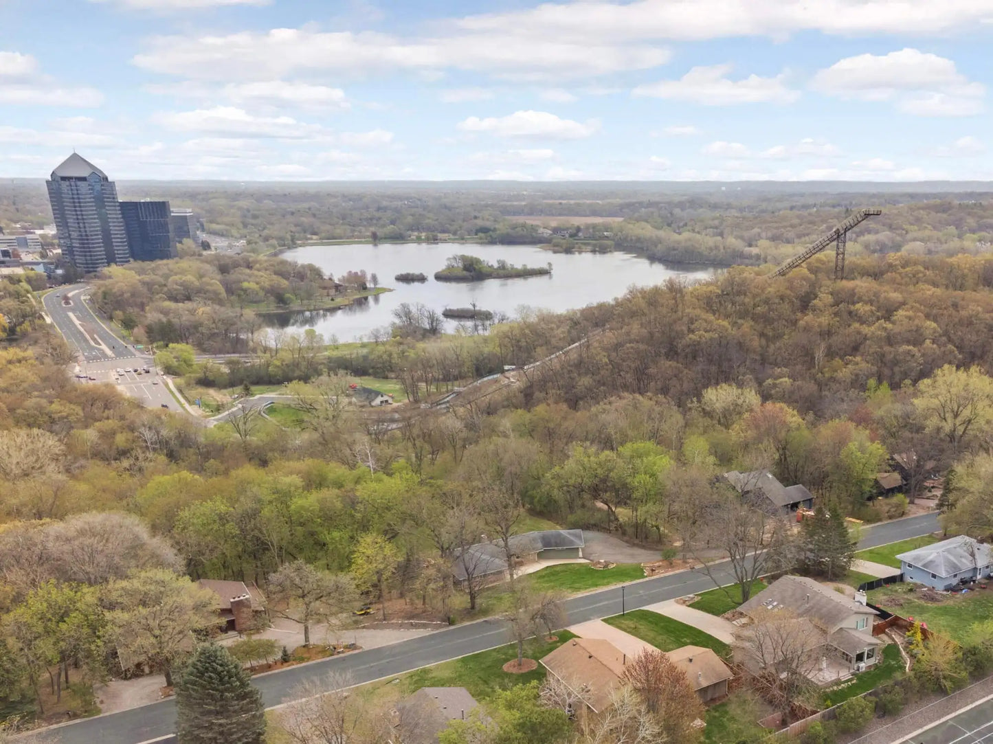 8224 Kingslee Road, Bloomington, MN 55438