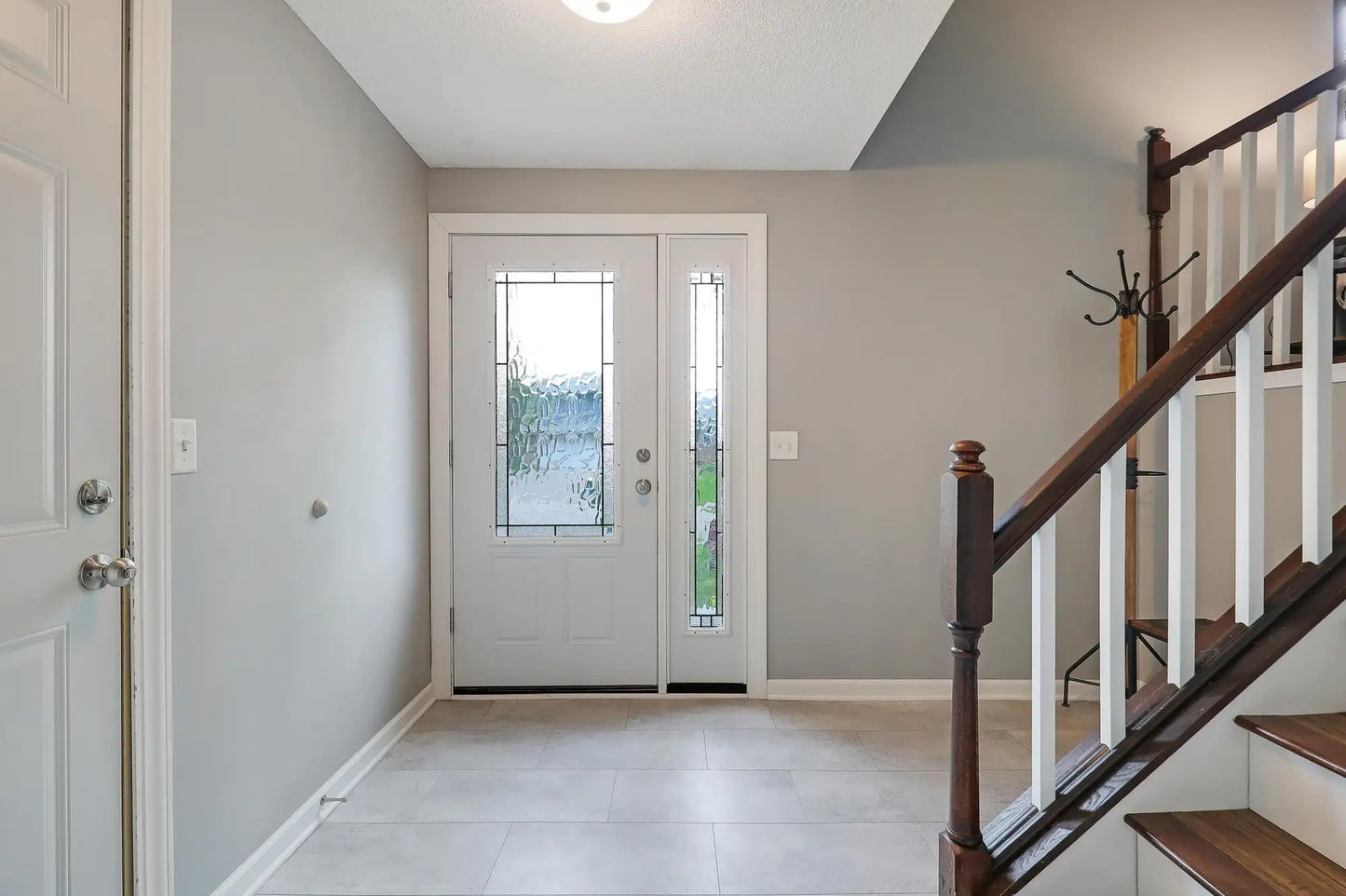 4455 Bramblewood Avenue, Vadnais Heights, MN 55127