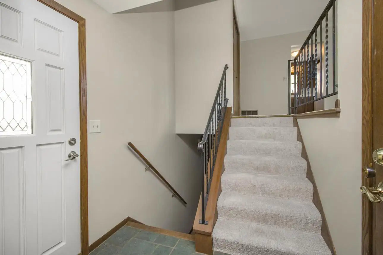 537 17th Avenue, New Brighton, MN 55112