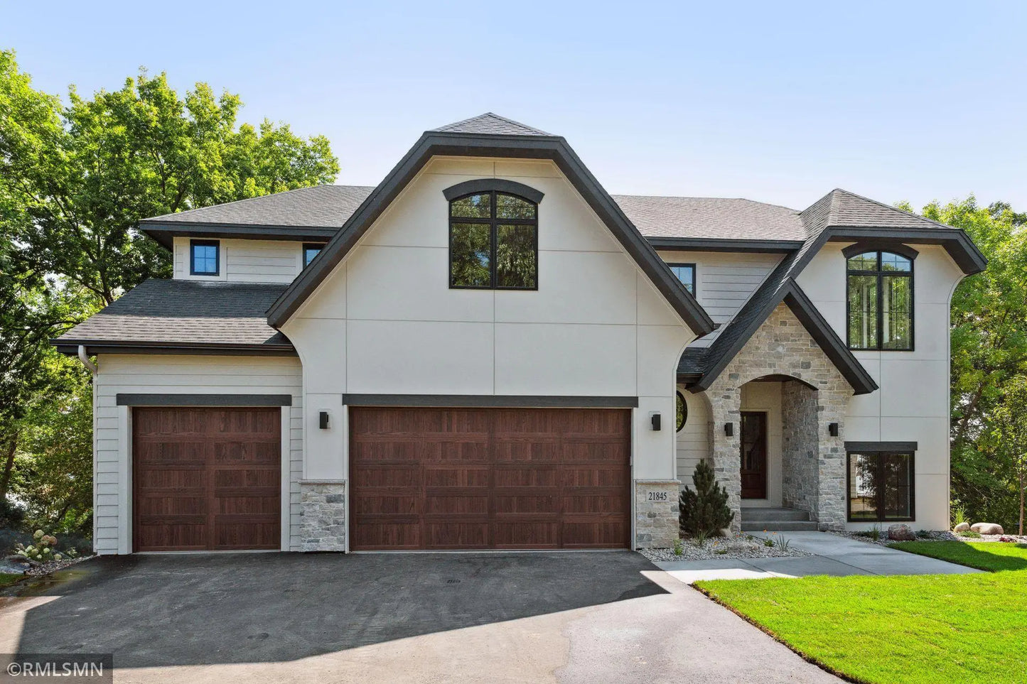 21845 Byron Circle, Greenwood, MN 55331