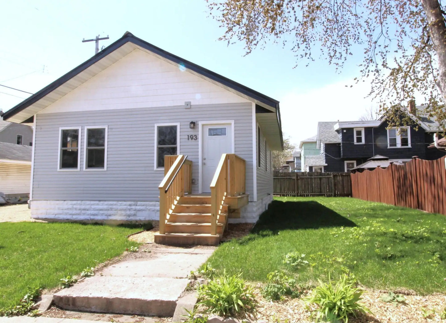 193 Griggs Street, Saint Paul, MN 55104