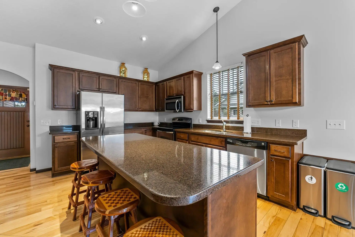 4902 Brooklyn Lane, Eagan, MN 55123