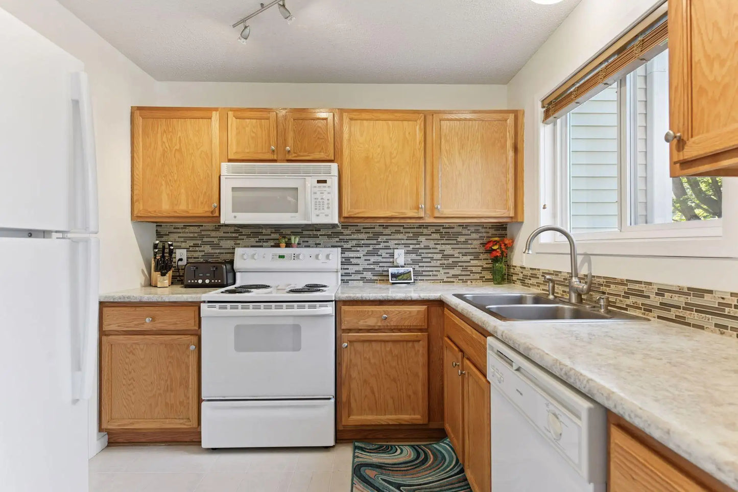 2971 Village Court, Chanhassen, MN 55317