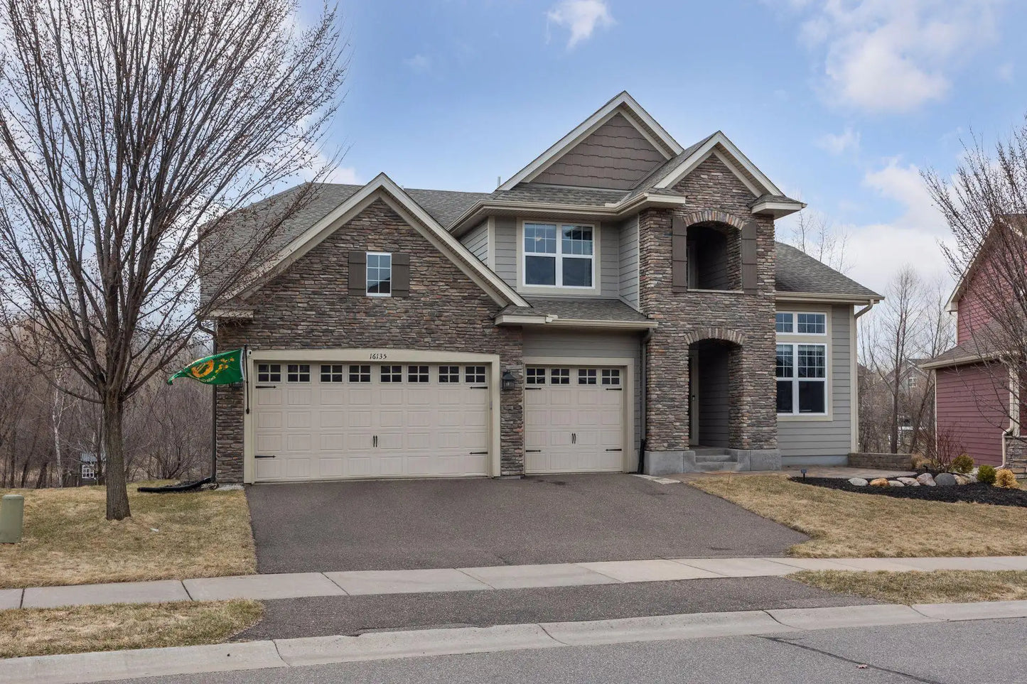 16135 52nd Place, Plymouth, MN 55446