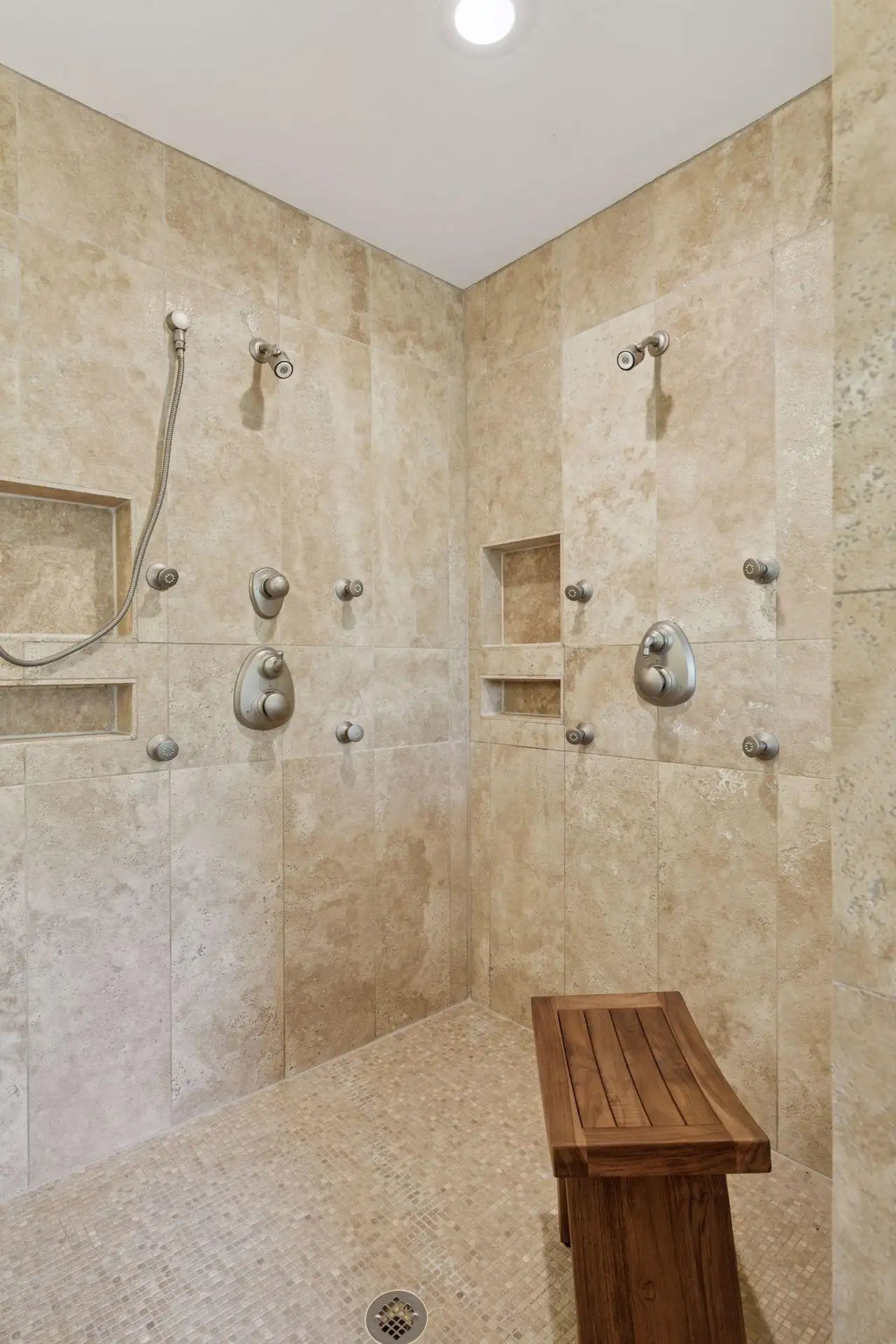 18898 Kabot Cove Lane , Lakeville, MN 55044