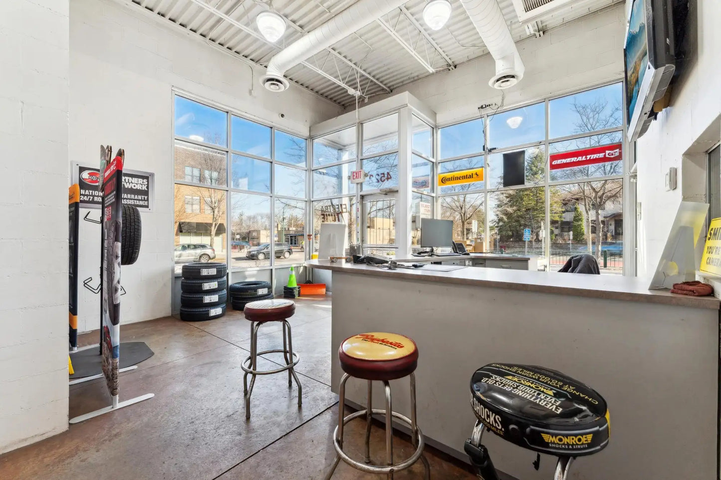 4522 & 4508 Lake Street, Minneapolis, MN 55406