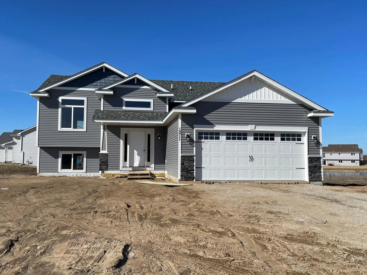 1317 Tiger Court, Isanti, MN 55040
