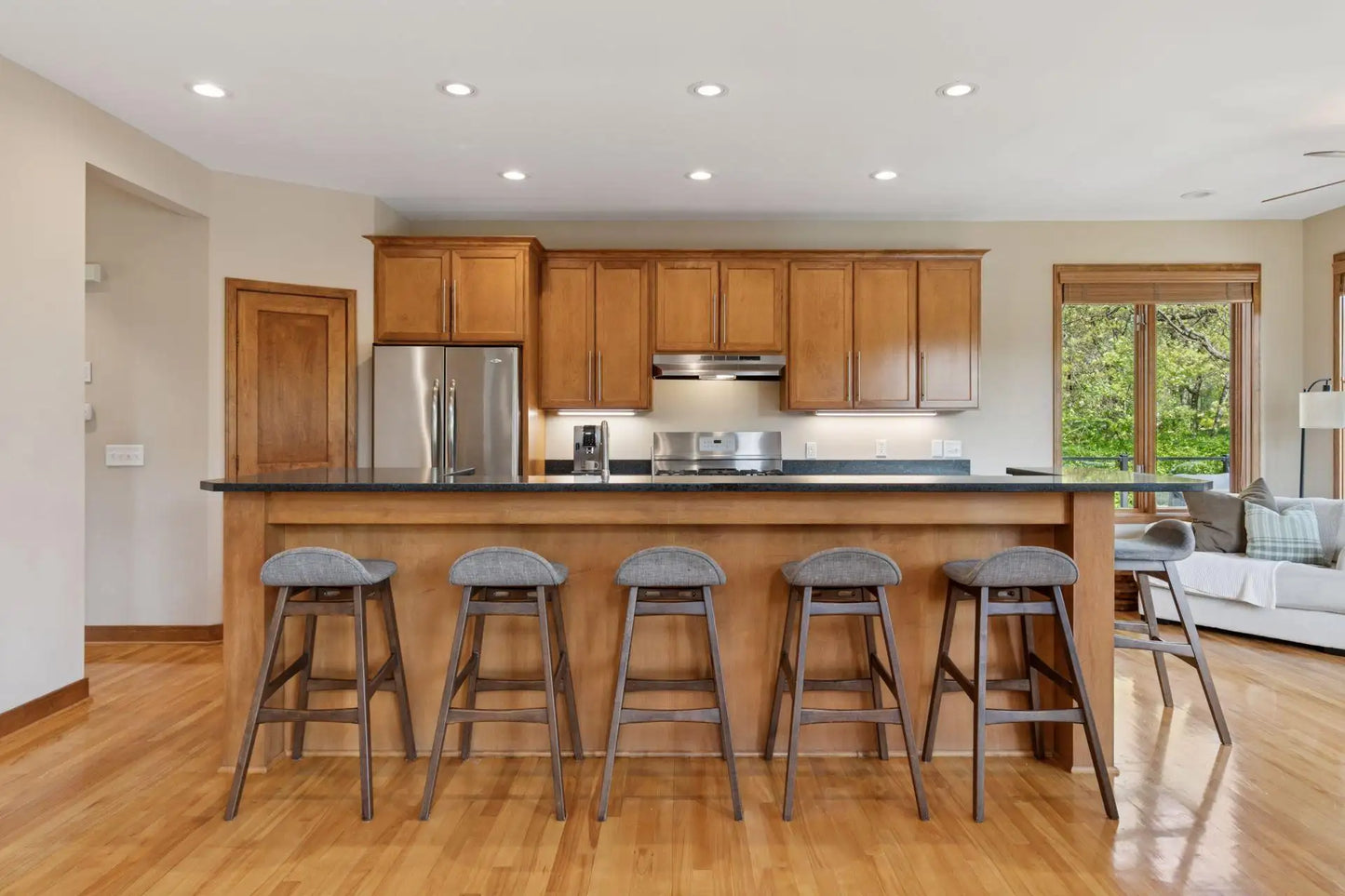 18898 Kabot Cove Lane , Lakeville, MN 55044
