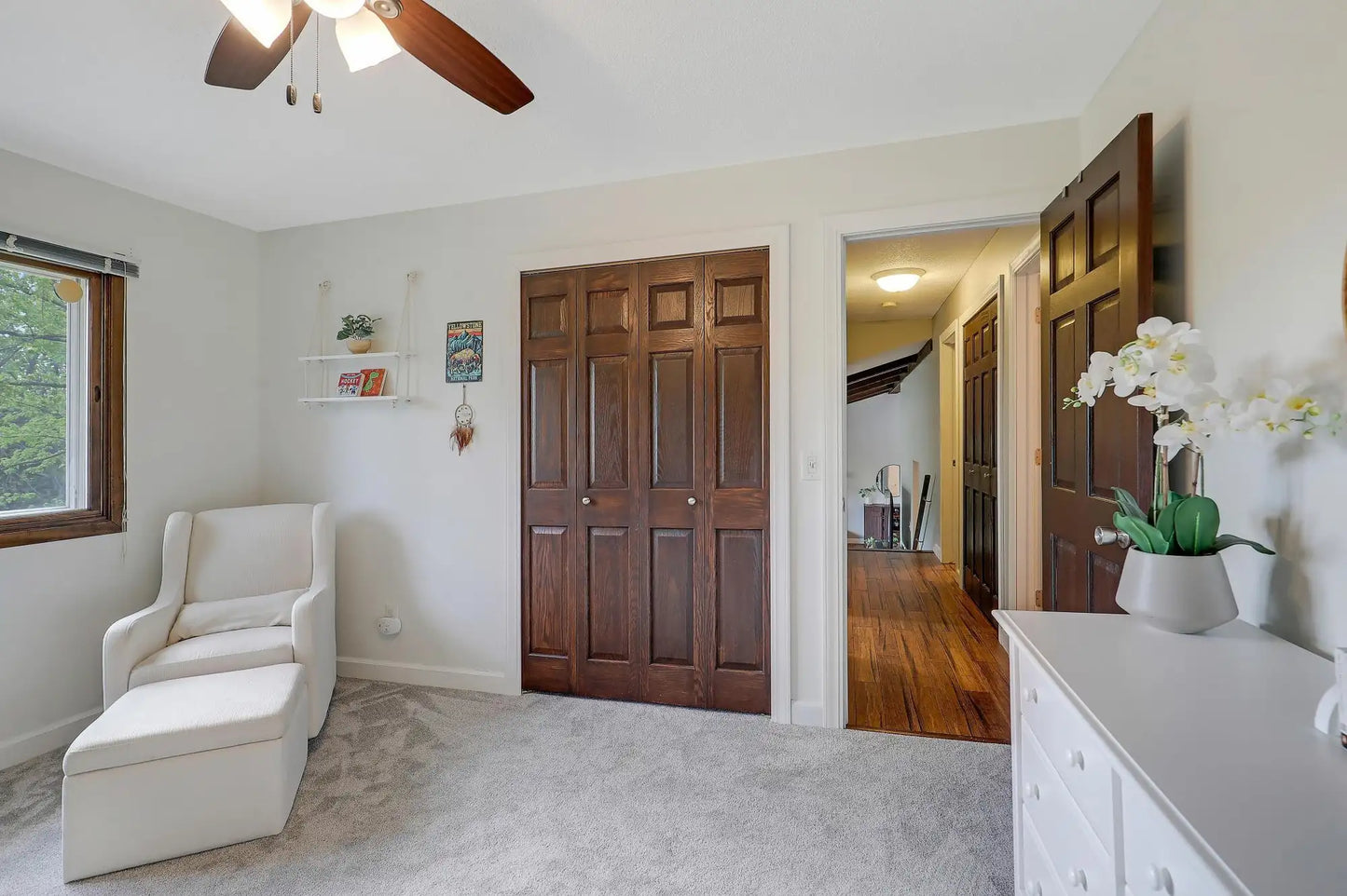 4455 Bramblewood Avenue, Vadnais Heights, MN 55127