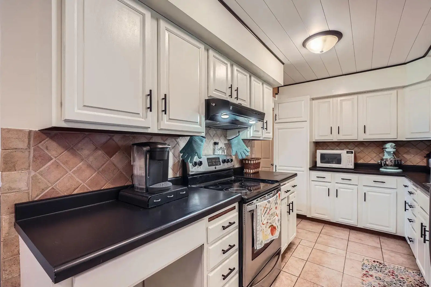 239 Hawes Avenue, Shoreview, MN 55126