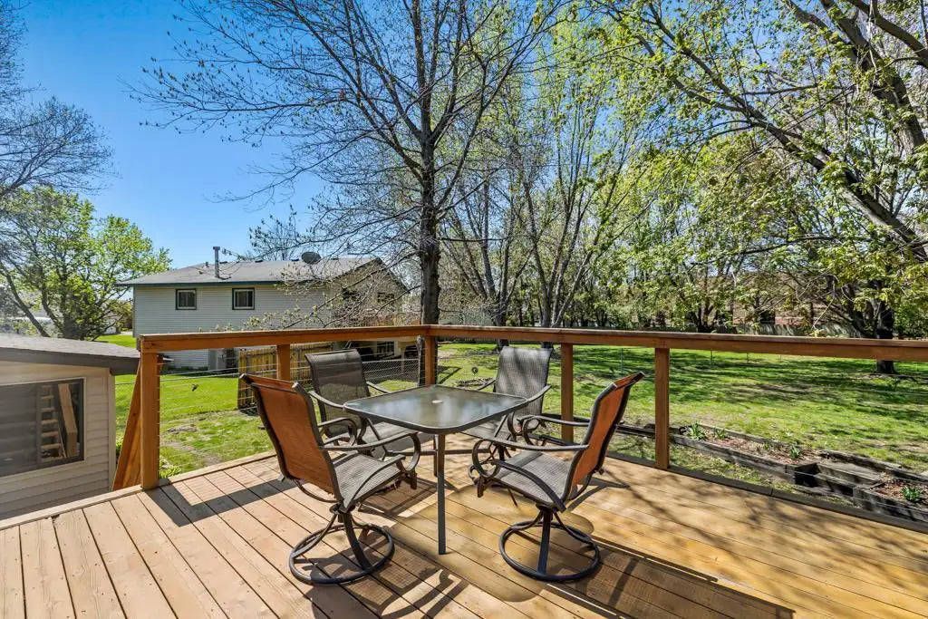 11003 Xylon Avenue, Champlin, MN 55316