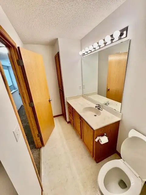 12516 74th Avenue, Maple Grove, MN 55369