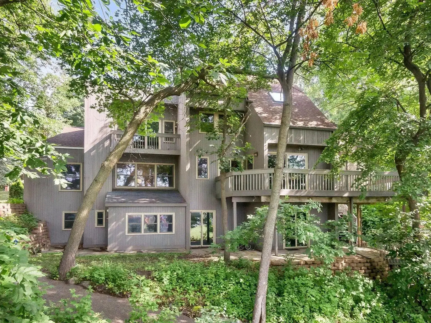 6301 Bay Ridge Road, Mound, MN 55364
