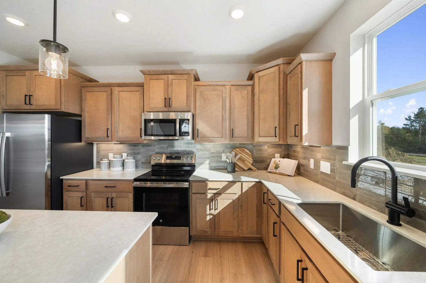 1069 Annagaire Curve, Rosemount, MN 55068