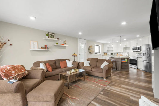 10401 Cedar Lake Road, Minnetonka, MN 55305