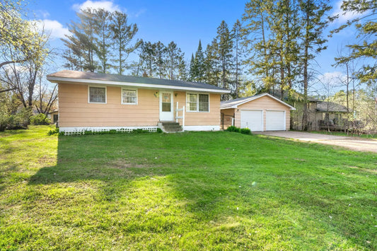 305 Dunn Avenue, Hinckley, MN 55037
