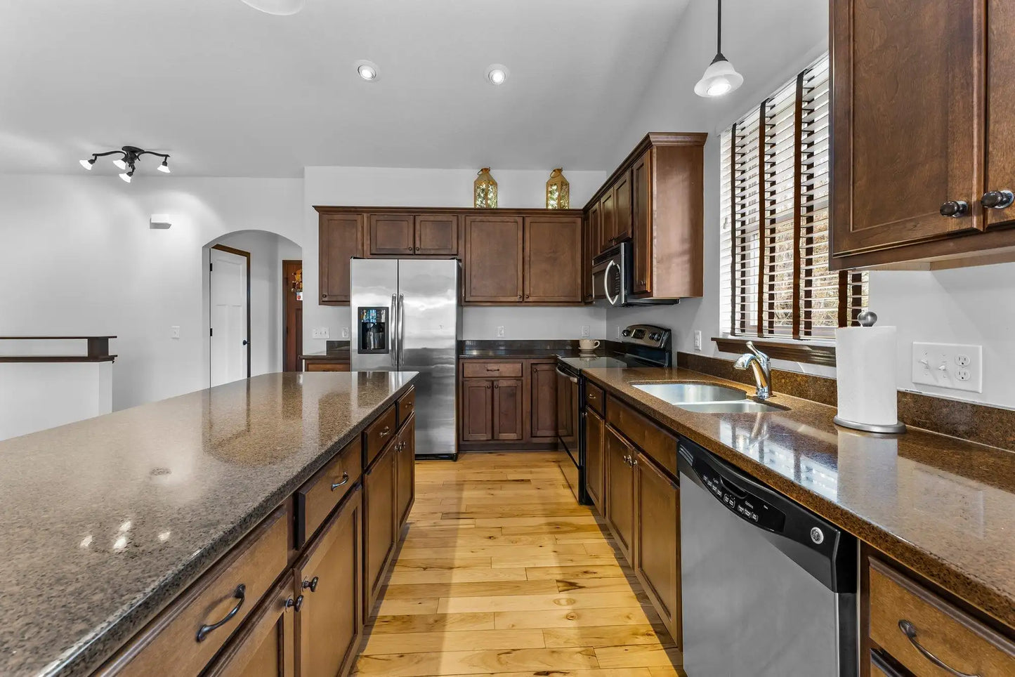 4902 Brooklyn Lane, Eagan, MN 55123