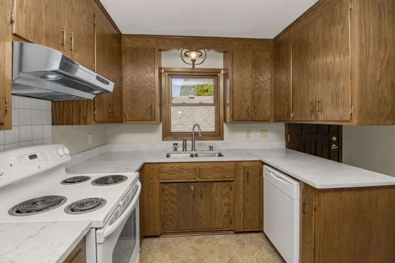 537 17th Avenue, New Brighton, MN 55112