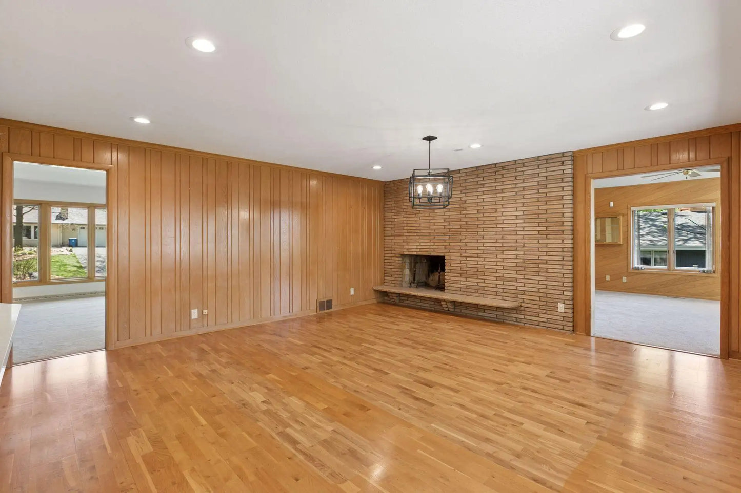 5212 Colonial Drive, Golden Valley, MN 55416