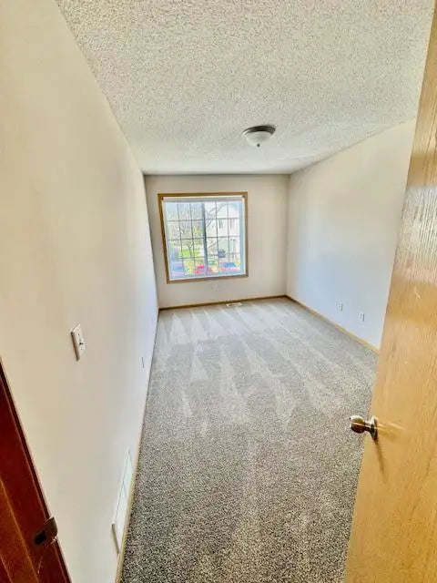 12516 74th Avenue, Maple Grove, MN 55369
