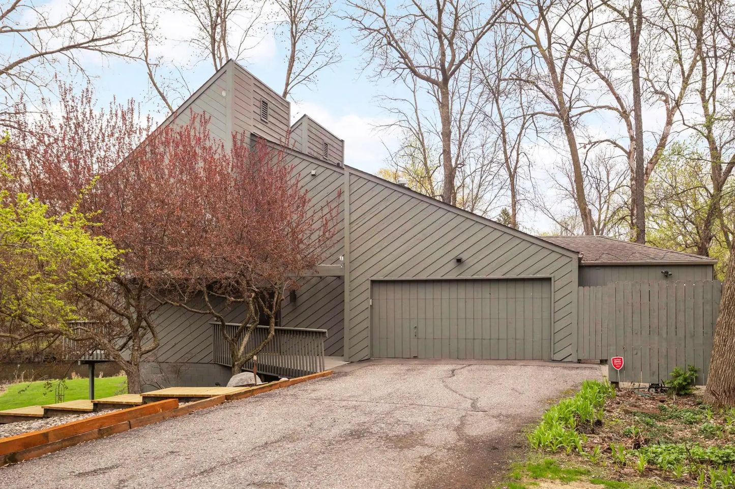 1809 Essex Road, Minnetonka, MN 55305