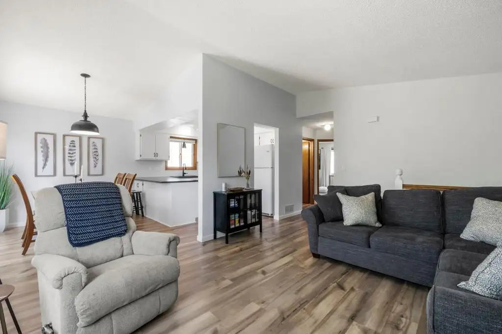 11003 Xylon Avenue, Champlin, MN 55316