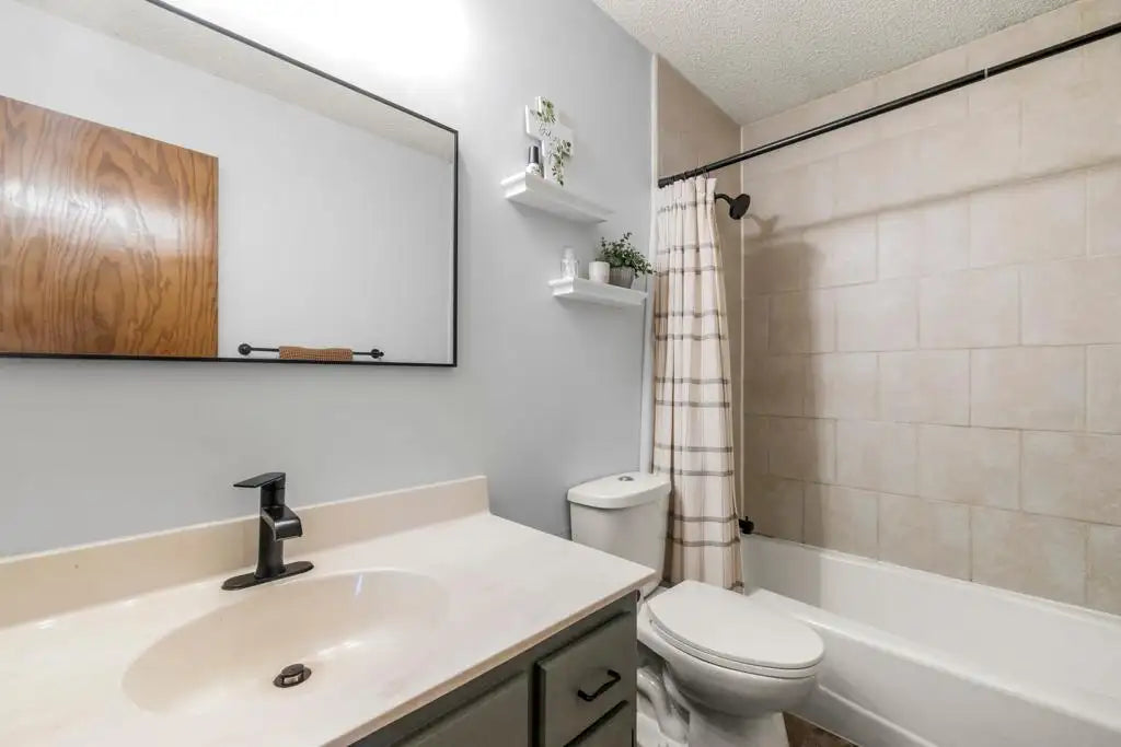 11003 Xylon Avenue, Champlin, MN 55316