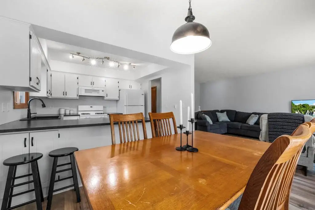 11003 Xylon Avenue, Champlin, MN 55316