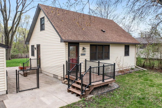 4209 Diamond Drive, Eagan, MN 55122